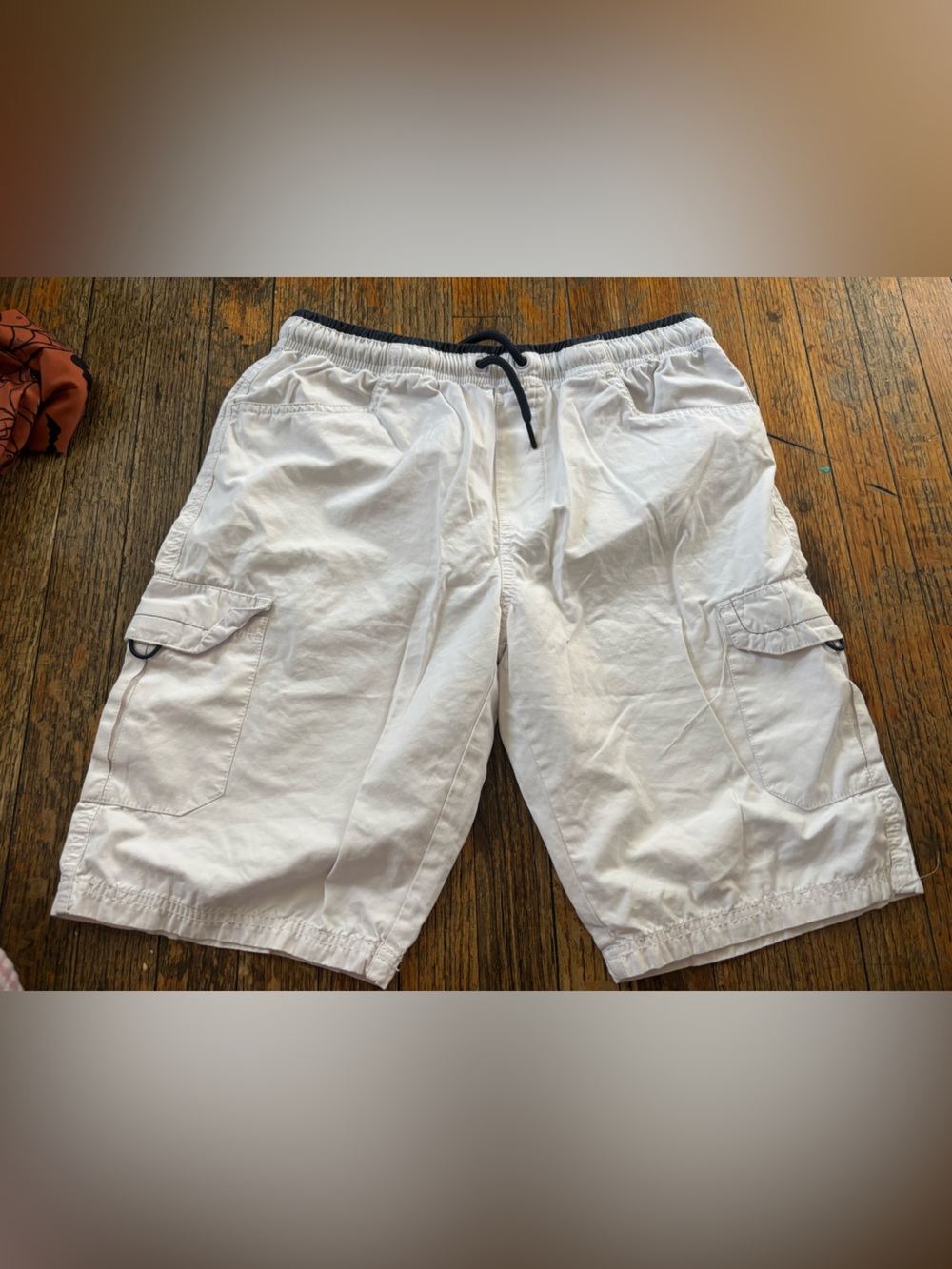 Univibe White Elastic-Waist Cargo Shorts with Drawstring